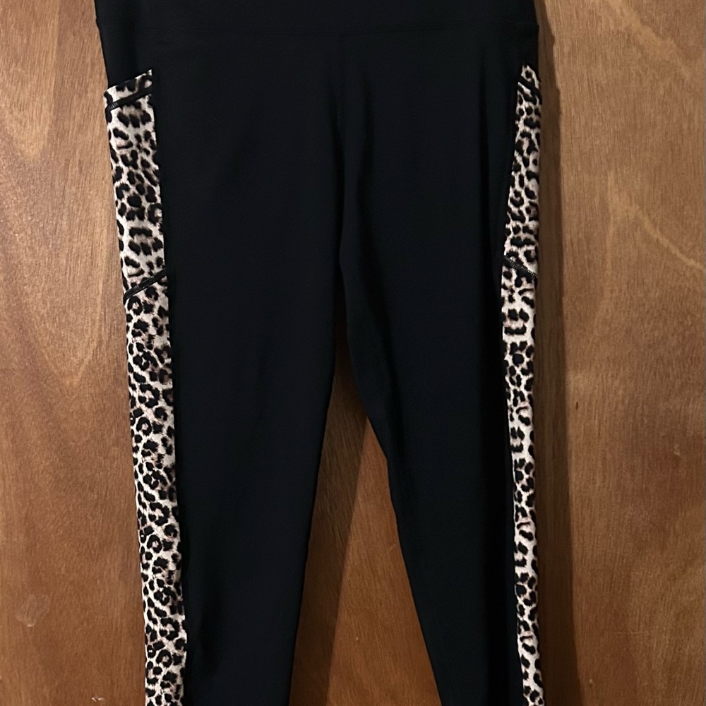 Zyia Active Black Leggings with Leopard Print
